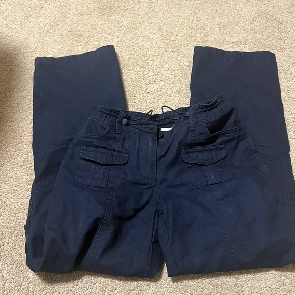 Aritzia cargo pants - Picture 1 of 3